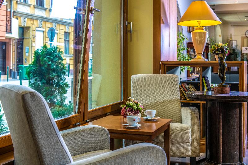 Corvin Hotel Budapest-Sissi wing - Lobi