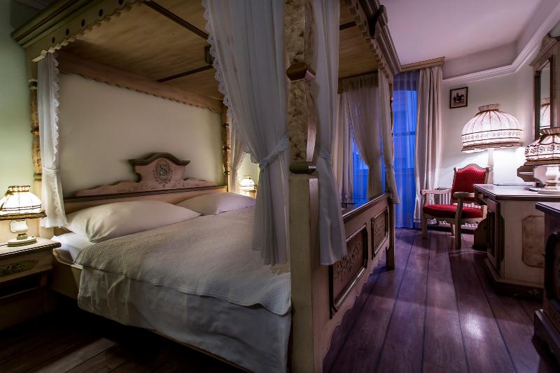 Corvin Hotel Budapest-Sissi wing - Oda