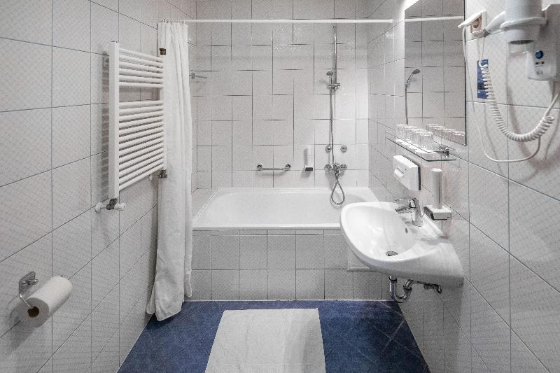 Corvin Hotel Budapest-Sissi wing - Oda