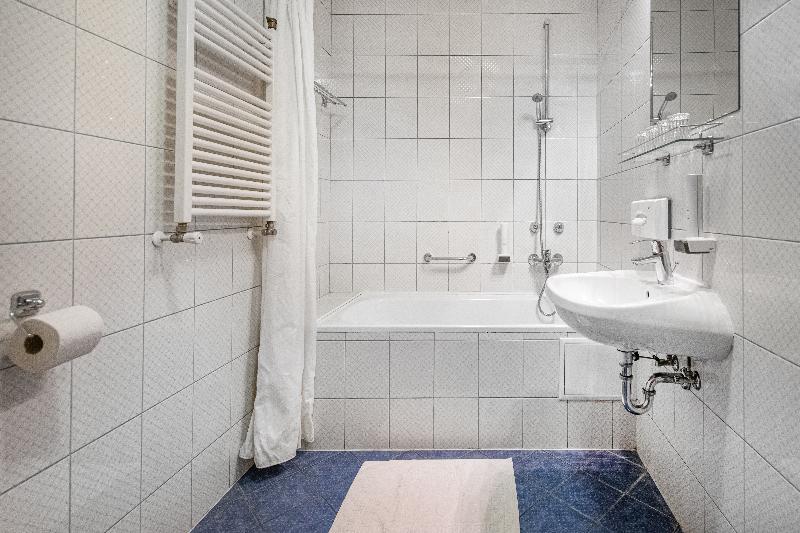 Corvin Hotel Budapest-Sissi wing - Oda
