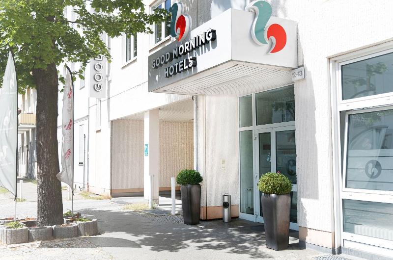 Good Morning Berlin City West - Genel