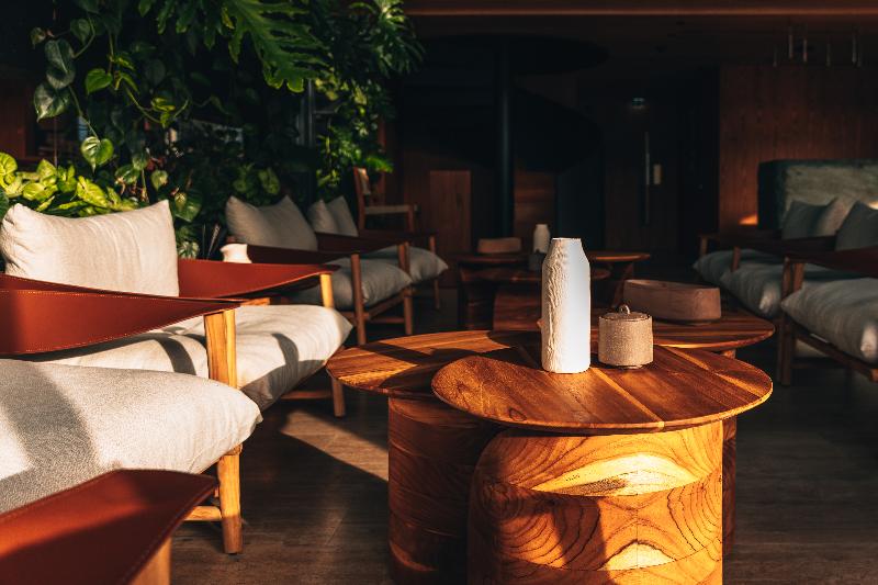 M Boutique Hotel - Designed for Adults - Lobi