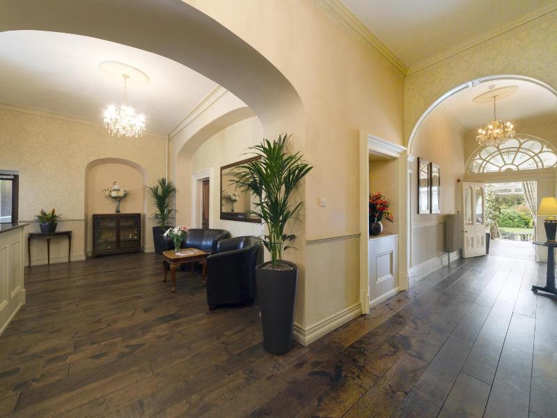 Leigh Park Country House Hotel & Vineyard, BWSC - Lobi