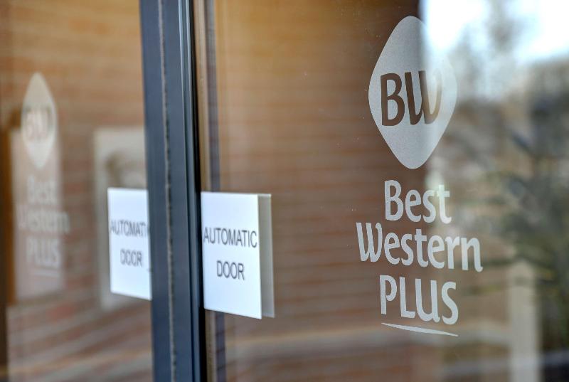 Best Western Plus Centurion Hotel - Lobi