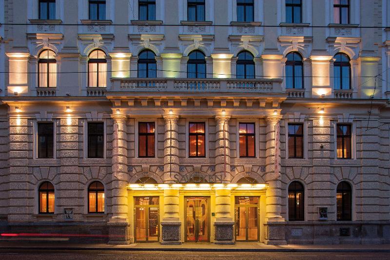 Austria Trend Hotel Savoyen - Genel