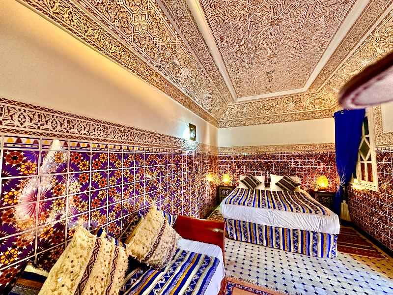 Riad Shaden - Genel