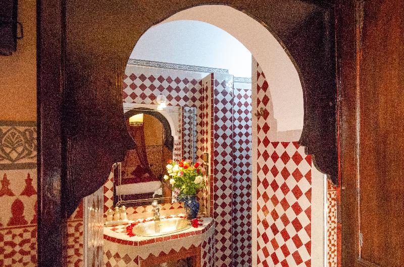 Riad Shaden - Oda