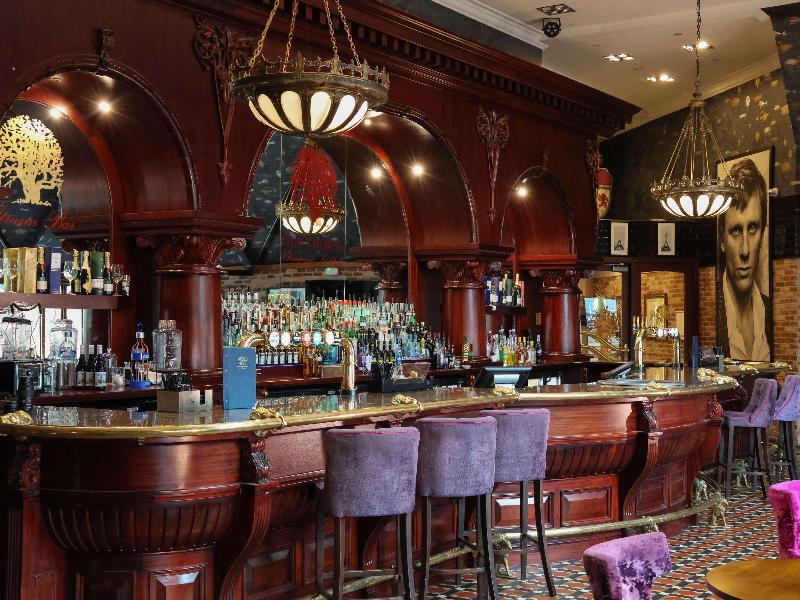 Old Thorns Hotel, Golf and Country Estate - Bar