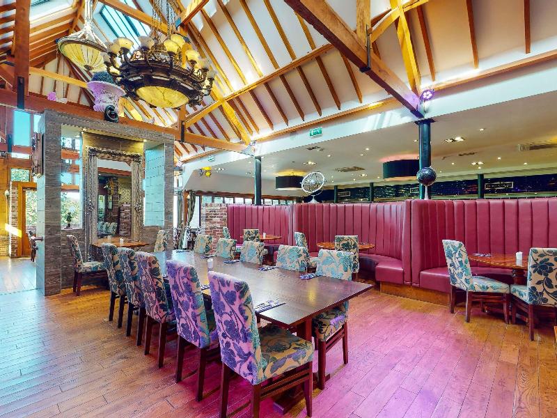 Old Thorns Hotel, Golf and Country Estate - Restoran