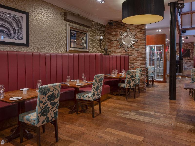Old Thorns Hotel, Golf and Country Estate - Restoran