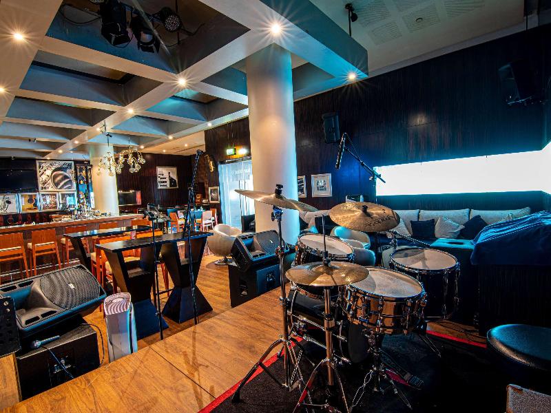 Novotel Dünya Ticaret Merkezi Dubai - Bar