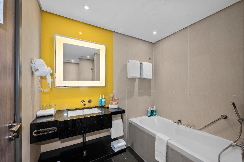 Novotel Dünya Ticaret Merkezi Dubai - Oda