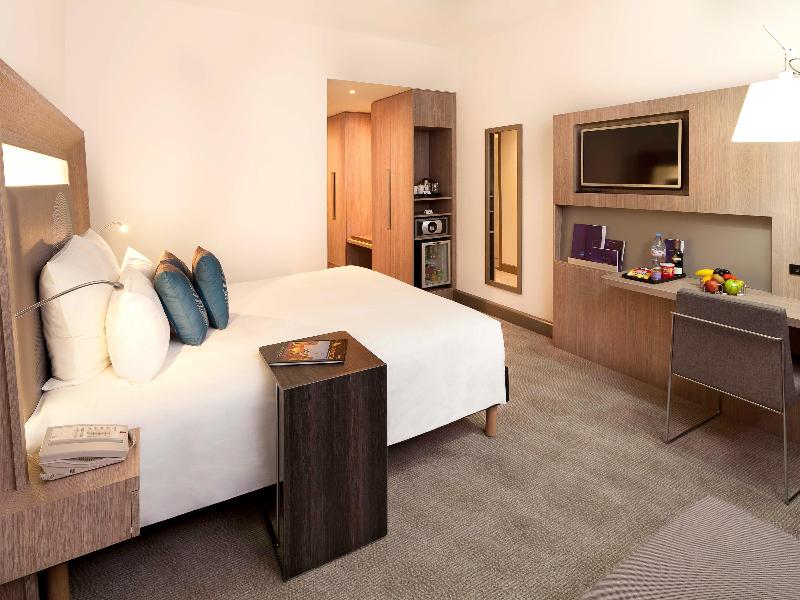 Novotel Dünya Ticaret Merkezi Dubai - Oda