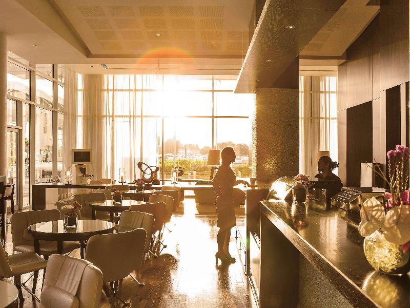 Novotel Dünya Ticaret Merkezi Dubai - Restoran