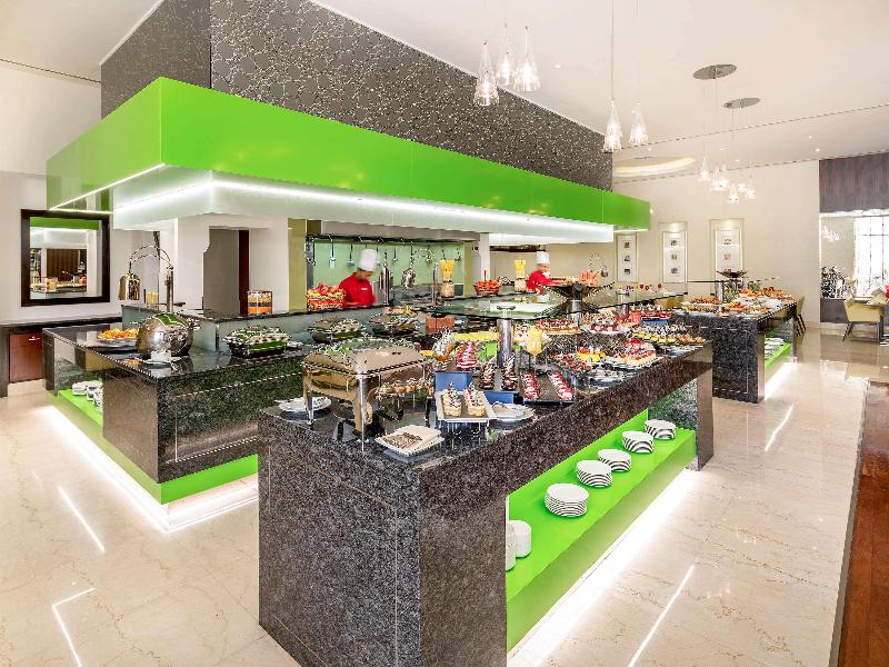 Novotel Dünya Ticaret Merkezi Dubai - Restoran
