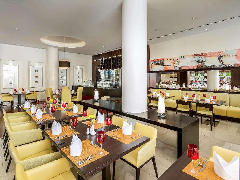 Novotel Dünya Ticaret Merkezi Dubai - Restoran