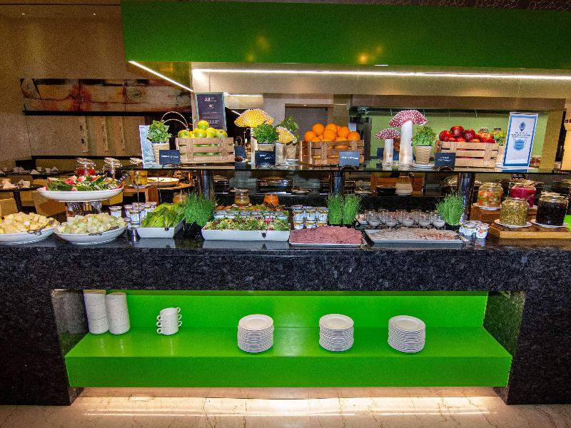 Novotel Dünya Ticaret Merkezi Dubai - Restoran