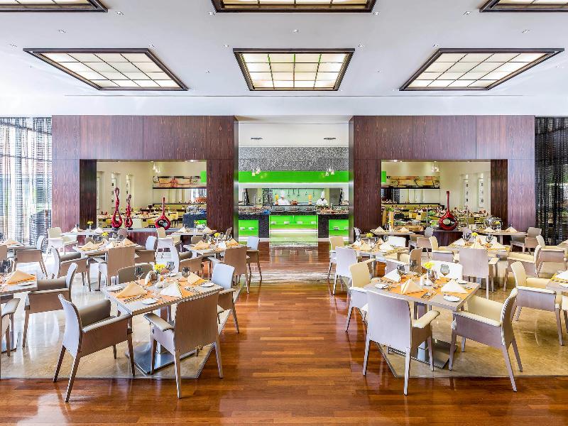 Novotel Dünya Ticaret Merkezi Dubai - Restoran