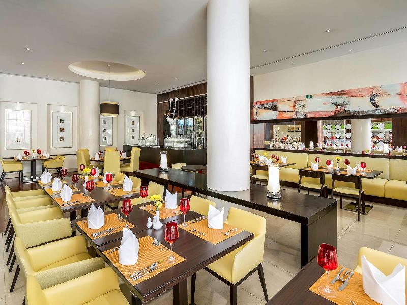 Novotel Dünya Ticaret Merkezi Dubai - Restoran