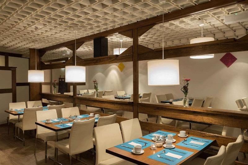 Days Inn by Wyndham Dortmund West - Restoran