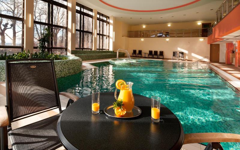 Chateau Monty SPA Resort - Havuz
