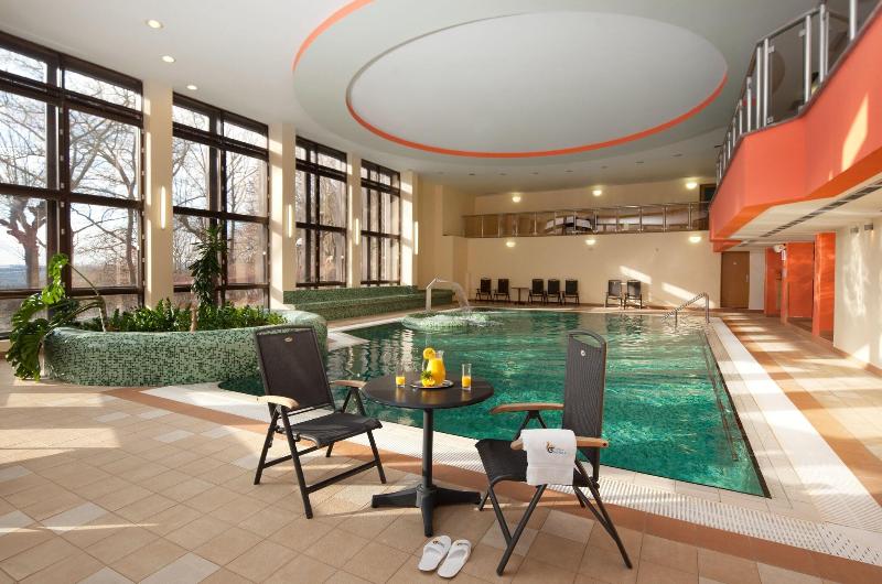 Chateau Monty SPA Resort - Havuz
