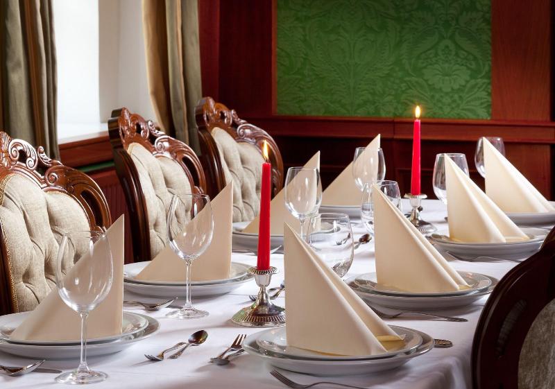 Chateau Monty SPA Resort - Restoran
