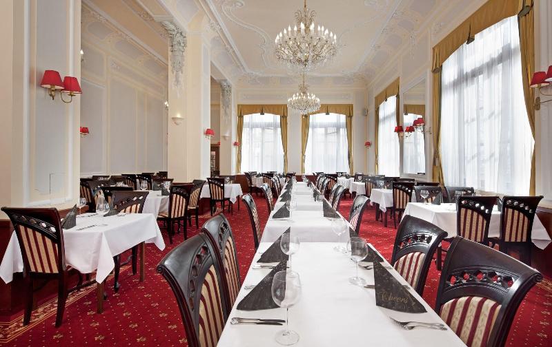 Chateau Monty SPA Resort - Restoran