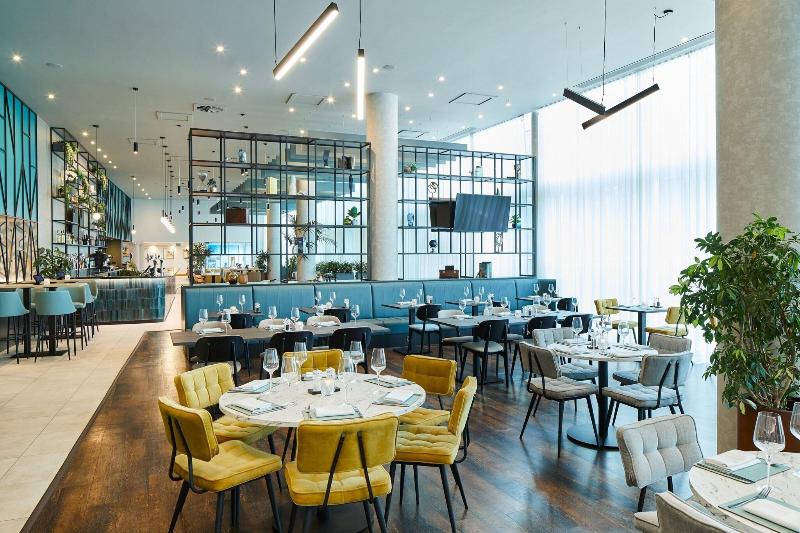 Courtyard London Gatwick Airport - Restoran