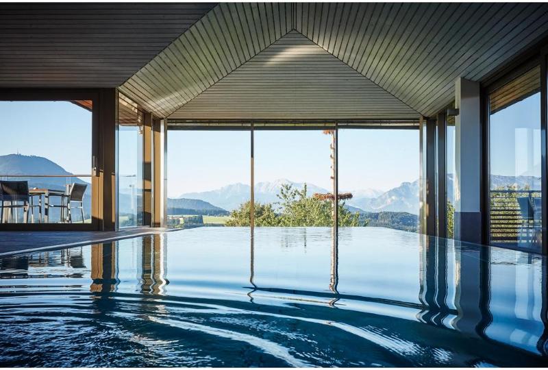 Romantik Hotel Gmachl Elixhausen - Havuz