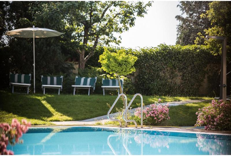 Romantik Hotel Gmachl Elixhausen - Havuz