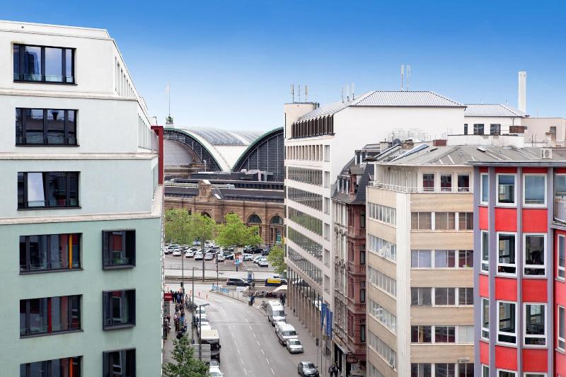The Domicil Hotel Frankfurt - Genel