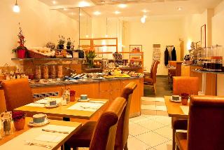 Favored Hotel Plaza fotoÄŸrafÄ±