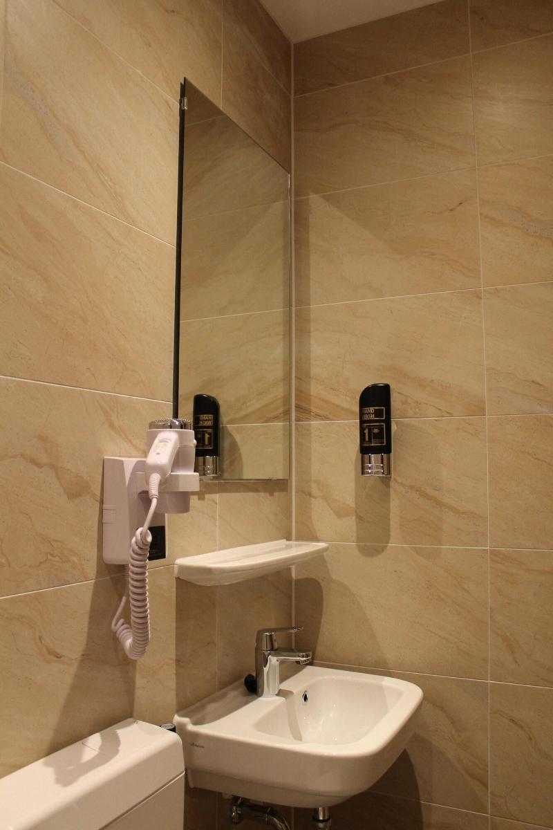 Aston City Hotel - Oda