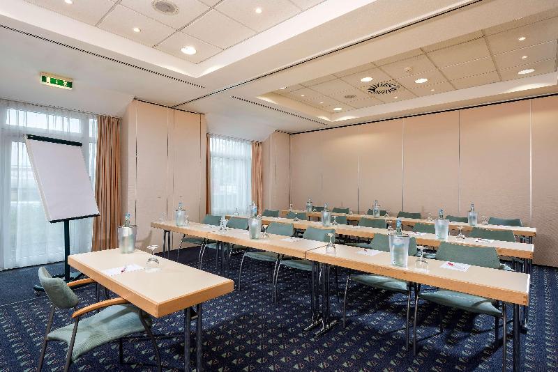 Ramada by Wyndham Hannover - Toplantı