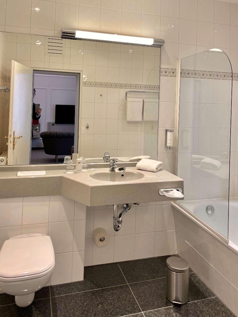TOP Hotel Hansa Wiesbaden - Oda