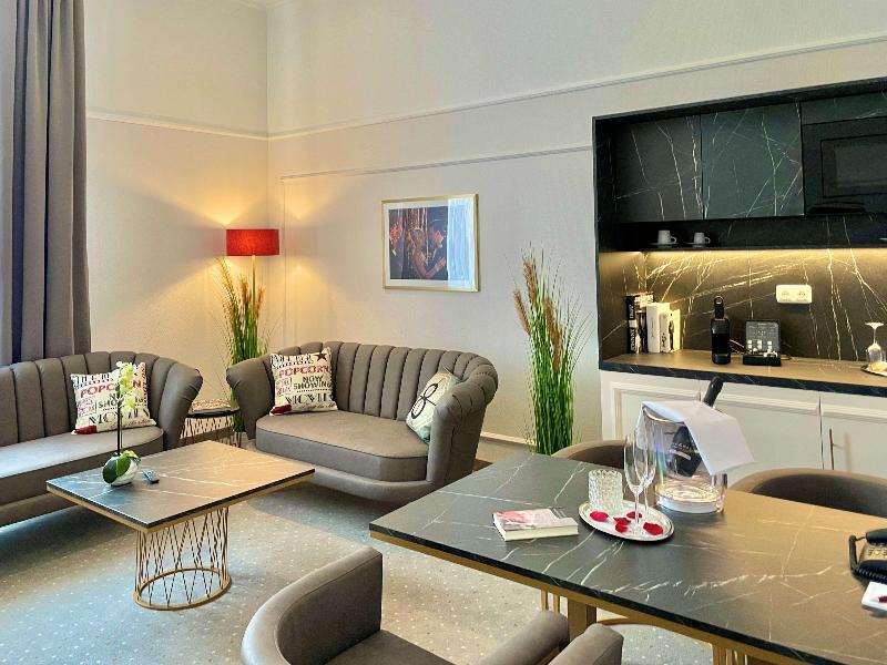 TOP Hotel Hansa Wiesbaden - Oda