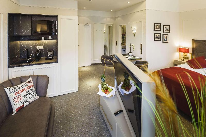 TOP Hotel Hansa Wiesbaden - Oda