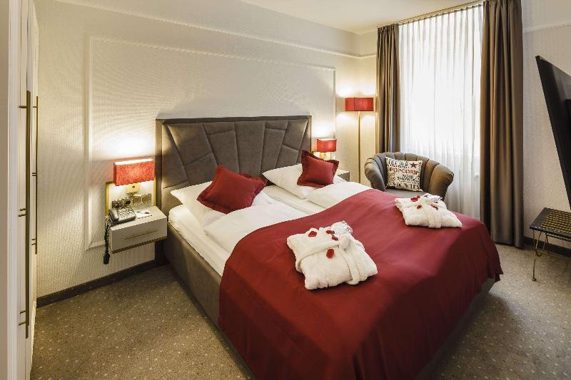 TOP Hotel Hansa Wiesbaden - Oda