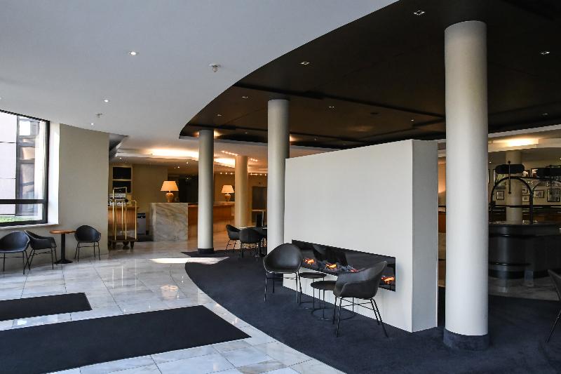 relexa Hotel Airport Dusseldorf Ratingen - Lobi