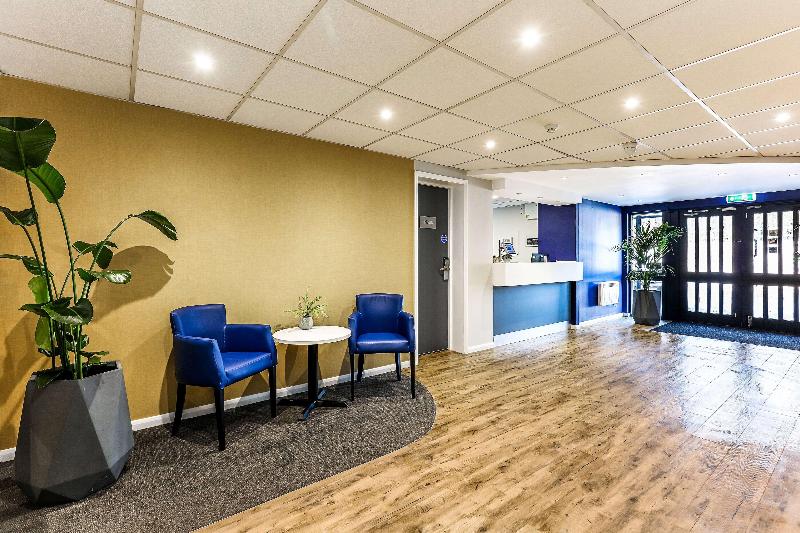 Days Inn London Stansted Airport - Lobi