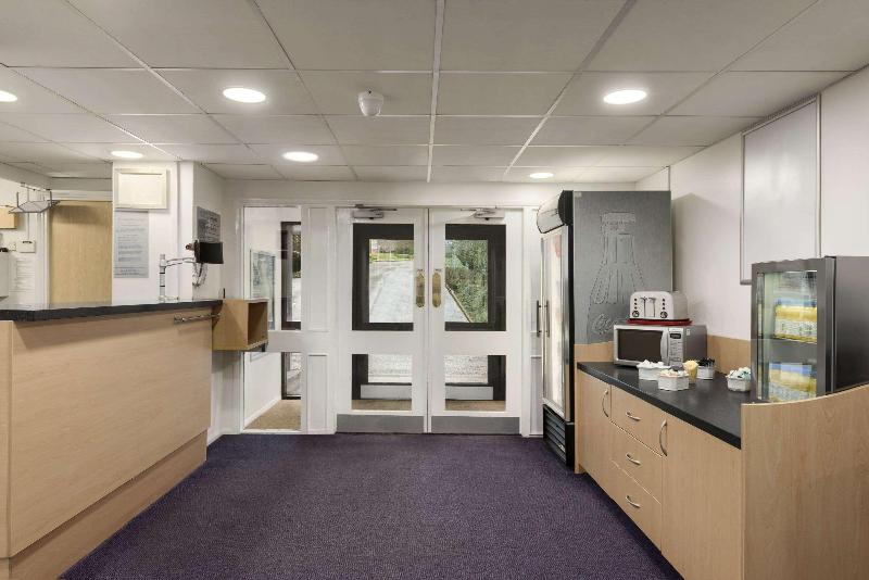 Days Inn Bridgend - Cardiff - Lobi