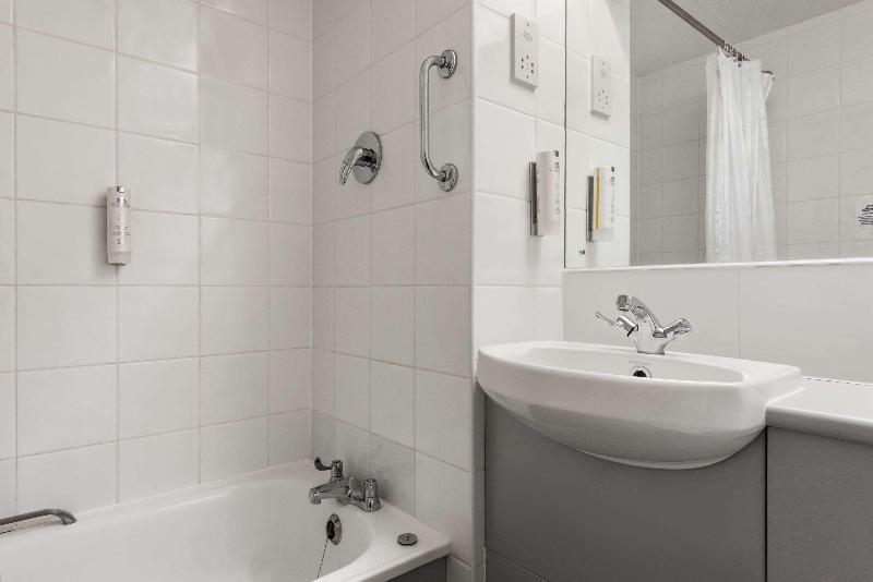 Days Inn Bridgend - Cardiff - Oda