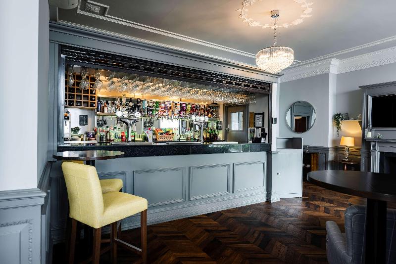 Southcrest Manor Hotel BW Signature Collection - Bar