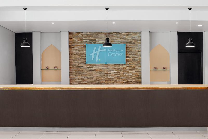 Holiday Inn Express Dubai, Internet City - Genel