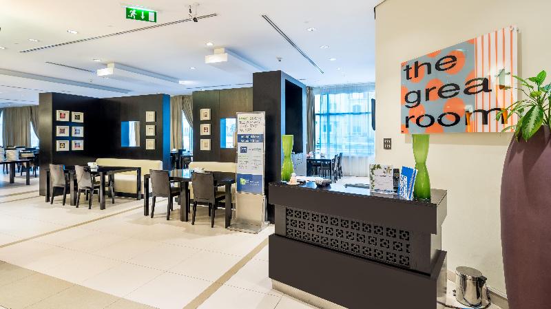 Holiday Inn Express Dubai, Internet City - Restoran