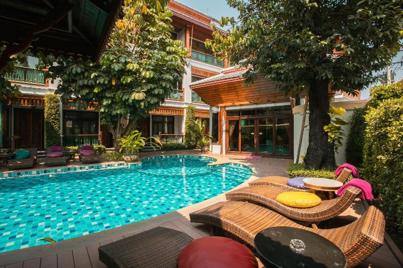 Sunday Villa Sirilanna Hotel - Havuz