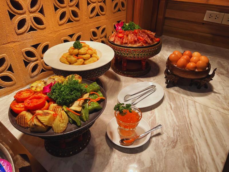 Sunday Villa Sirilanna Hotel - Restoran