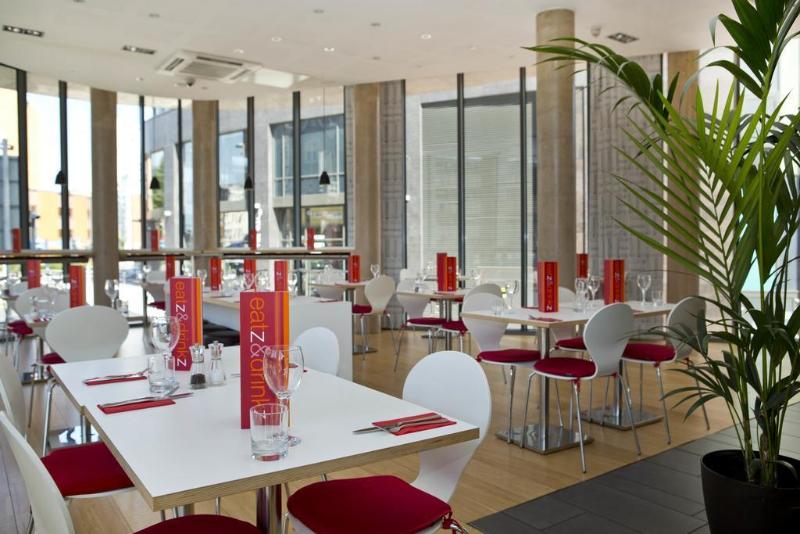 Four Points Flex by Sheraton Cardiff - Genel
