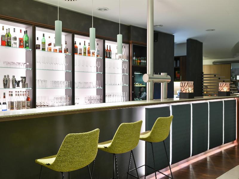 Best Western Plus Hotel Papenburg - Bar